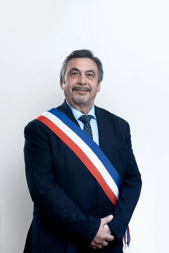 mairie 15 16